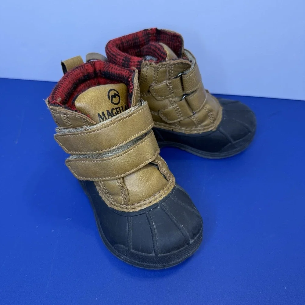Magellan Toddler Duck Boots | Size 5M | Waterproof + Fleece-Lined.‎ Used